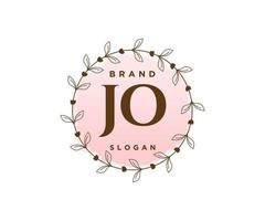 logo féminin initial jo. utilisable pour les logos nature, salon, spa, cosmétique et beauté. élément de modèle de conception de logo vectoriel plat.