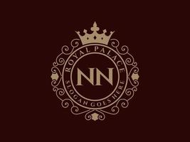 lettre nn logo victorien de luxe royal antique avec cadre ornemental. vecteur