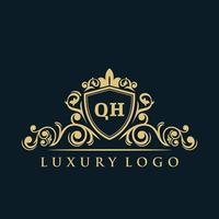 logo lettre qh avec bouclier d'or de luxe. modèle vectoriel de logo d'élégance.