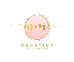 logo féminin gm initial. utilisable pour les logos nature, salon, spa, cosmétique et beauté. élément de modèle de conception de logo vectoriel plat.