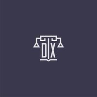 dx monogramme initial pour le logo du cabinet d'avocats avec image vectorielle d'échelles vecteur