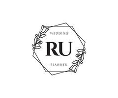 logo féminin ru initial. utilisable pour les logos nature, salon, spa, cosmétique et beauté. élément de modèle de conception de logo vectoriel plat.