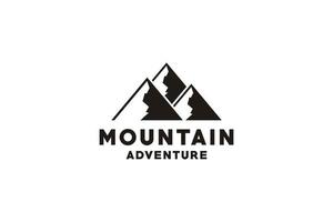 inspiration de conception de logo hipster montagne, voyage, aventure vecteur