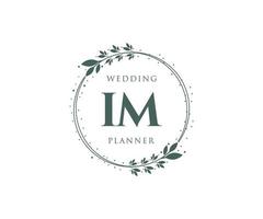 im initiales lettre mariage monogramme logos collection, modèles minimalistes et floraux modernes dessinés à la main pour cartes d'invitation, réservez la date, identité élégante pour restaurant, boutique, café en image vectorielle vecteur