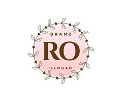 logo féminin ro initial. utilisable pour les logos nature, salon, spa, cosmétique et beauté. élément de modèle de conception de logo vectoriel plat.