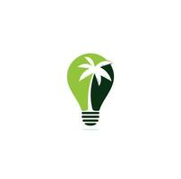 concept de forme d'ampoule de palmier modèle vectoriel de conception de logo. icône de cocotier