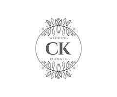 ck initiales lettre mariage monogramme logos collection, modèles minimalistes et floraux modernes dessinés à la main pour cartes d'invitation, réservez la date, identité élégante pour restaurant, boutique, café en image vectorielle vecteur