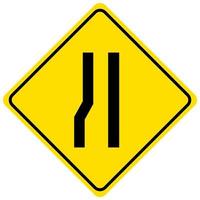 Panneau d'avertissement pour une route qui se rétrécit à gauche sur fond blanc vecteur
