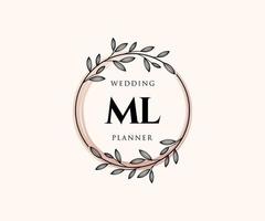 collection de logos de monogramme de mariage lettre initiales ml, modèles minimalistes et floraux modernes dessinés à la main pour cartes d'invitation, réservez la date, identité élégante pour restaurant, boutique, café en image vectorielle vecteur