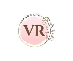 logo féminin initial vr. utilisable pour les logos nature, salon, spa, cosmétique et beauté. élément de modèle de conception de logo vectoriel plat.