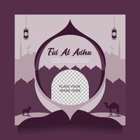 joyeux eid al adha sur les réseaux sociaux salutation et promotion avec une couleur violette moderne. illustration vectorielle fond islamique avec un beau design de mosquée vecteur