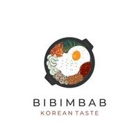 logo d'illustration de cuisine coréenne bibimbap sur une plaque chauffante vecteur