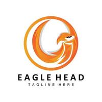 création de logo de tête d'aigle, vecteur d'ailes d'animaux à plumes volantes, illustration d'icône de marque de produit