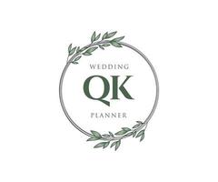 qk initiales lettre mariage monogramme logos collection, modèles minimalistes et floraux modernes dessinés à la main pour cartes d'invitation, réservez la date, identité élégante pour restaurant, boutique, café en image vectorielle vecteur