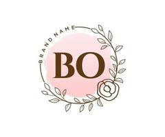 logo féminin bo initial. utilisable pour les logos nature, salon, spa, cosmétique et beauté. élément de modèle de conception de logo vectoriel plat.