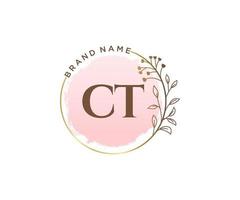 initiale ct logo féminin. utilisable pour les logos nature, salon, spa, cosmétique et beauté. élément de modèle de conception de logo vectoriel plat.