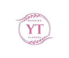 yt initiales lettre collection de logos de monogramme de mariage, modèles minimalistes et floraux modernes dessinés à la main pour cartes d'invitation, réservez la date, identité élégante pour restaurant, boutique, café en image vectorielle vecteur