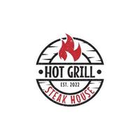 conception de logo de steak house grill chaud rustique, illustration vectorielle de bar et grill, meilleur pour le symbole de signe de restaurant alimentaire vecteur