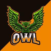 logo esport mascotte hibou en colère vecteur