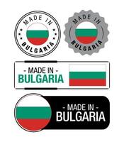 ensemble d'étiquettes fabriquées en bulgarie, logo, drapeau de la bulgarie, emblème du produit de la bulgarie vecteur