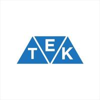 création de logo en forme de triangle etk sur fond blanc. concept de logo lettre initiales créatives etk. vecteur