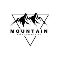 création de logo de montagne, lieu de vecteur pour randonneur amoureux de la nature