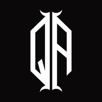 monogramme du logo qa avec modèle de conception en forme de corne vecteur