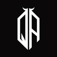 monogramme de logo qa avec modèle de conception noir et blanc isolé en forme de corne vecteur