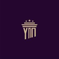 création de logo monogramme initial yn pour les avocats du cabinet d'avocats avec image vectorielle pilier vecteur