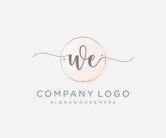 initiale nous logo féminin. utilisable pour les logos nature, salon, spa, cosmétique et beauté. élément de modèle de conception de logo vectoriel plat.