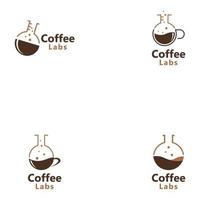 création de logo de café de laboratoire avec le concept d'un tube de laboratoire avec des grains de café. vecteur