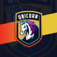 personnage de conception de logo esport mascotte cheval licorne pour logo de jeu et de sport vecteur