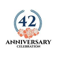 Logo du 42e anniversaire avec couronne de rose et de laurier, modèle vectoriel pour la célébration d'anniversaire.