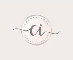 logo féminin ci initial. utilisable pour les logos nature, salon, spa, cosmétique et beauté. élément de modèle de conception de logo vectoriel plat.