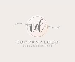 logo féminin cd initial. utilisable pour les logos nature, salon, spa, cosmétique et beauté. élément de modèle de conception de logo vectoriel plat.