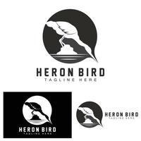 création de logo oiseau héron cigogne, oiseau héron volant sur le vecteur de la rivière, illustration de la marque du produit