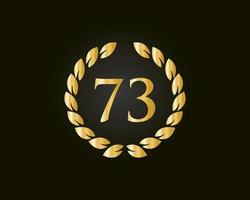 Logo du 73e anniversaire avec anneau doré isolé sur fond noir, pour l'anniversaire, l'anniversaire et la célébration de l'entreprise vecteur