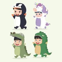 collection de petits enfants mignons en costumes d'animaux vecteur