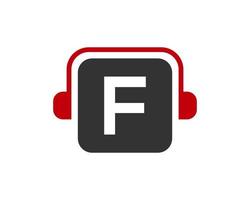 création de logo de musique lettre f. conception de casque de conception de logo de musique et de podcast dj vecteur