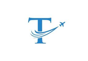 concept de conception de logo de voyage lettre t avec symbole d'avion volant vecteur