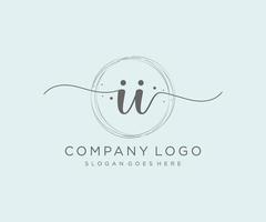 logo féminin initial ii. utilisable pour les logos nature, salon, spa, cosmétique et beauté. élément de modèle de conception de logo vectoriel plat.