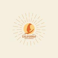 slogan vintage typographie go surf california un ours portant une planche de surf pour la conception de t-shirt vecteur