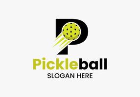 concept de logo lettre p pickleball avec symbole de pickleball en mouvement. modèle de vecteur de logo de boule de cornichon