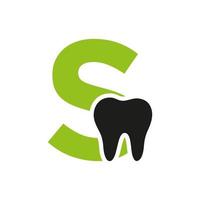 concept de logo dentaire lettre s avec modèle vectoriel de symbole de dents