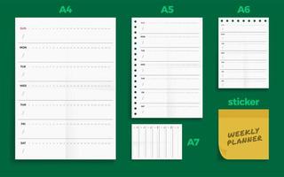 Ensemble de quatre séries de planificateur hebdomadaire vierge standard froissé vecteur