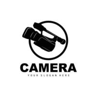logo de caméra, conception de caméraman, caméra de studio et vecteur de photographe, icône de modèle