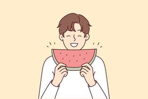 jeune homme souriant mangeant de la pastèque. un gars heureux apprécie une tranche de fruits frais. nutrition et fruits d'été. illustration vectorielle. vecteur