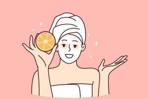 femme souriante en serviette et peignoir faire des procédures de beauté faciale au spa. une fille heureuse apprécie les procédures de soin du visage à la maison. notion de cosmétologie. illustration vectorielle. vecteur