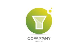 points verts y lettre alphabet logo icône avec transparence blanche. modèle créatif pour les entreprises vecteur
