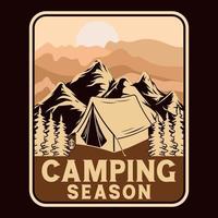 aventure camping étiquette vector illustration rétro vintage badge autocollant et t-shirt design